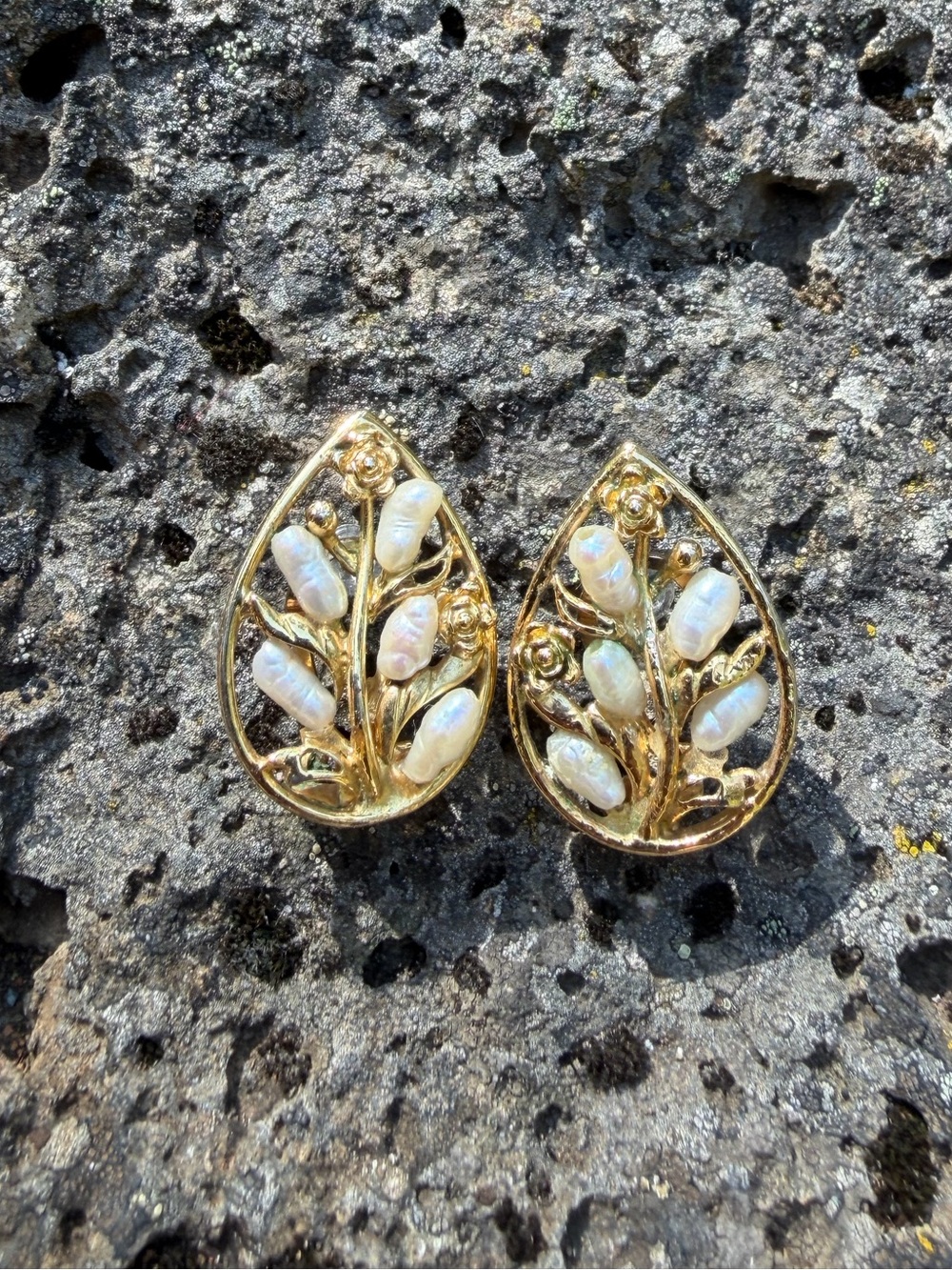 Gold Teardrop Leaf Earrings with Iridescent Pearl - Women Jewelry